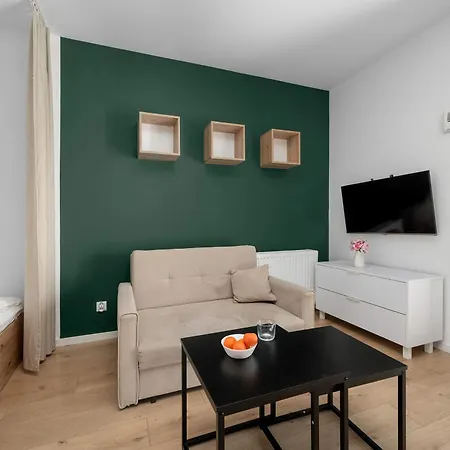 Modern Pet-friendly With Balcony By Renters דירה ורוצלב